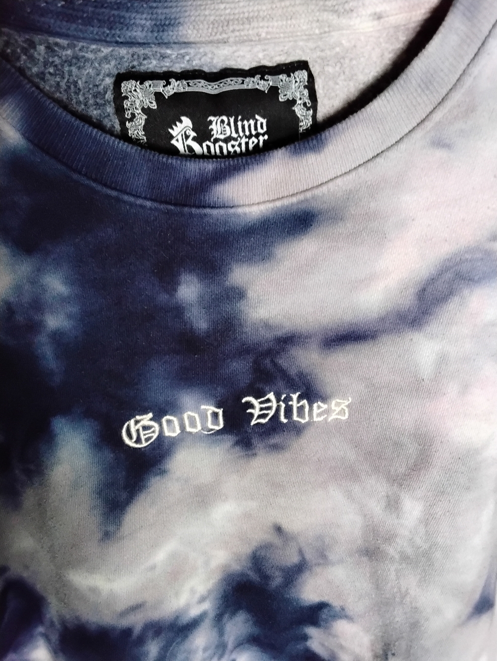Blind Rooster "Good Vibes" Tie Dye Embroidered Rose Sleeves Sweatshirt Size M - Picture 2 of 6